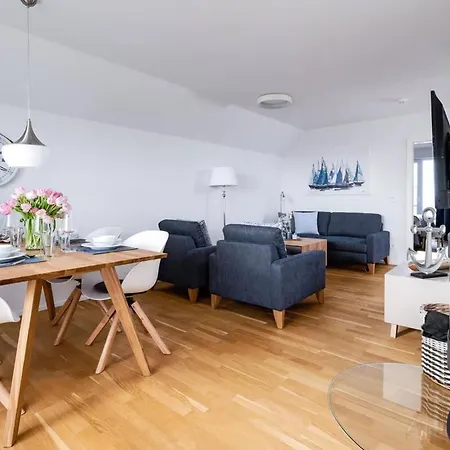 Sail Away Apartment