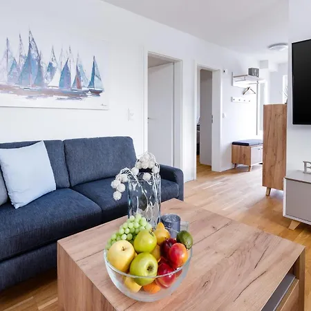 Sail Away Apartment *